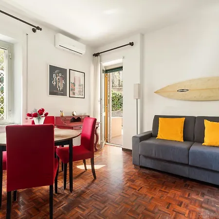 Garden Escape Apartment